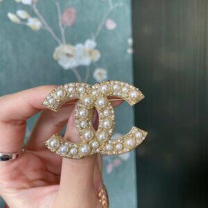 Chanel Fashion Women's Pearl Brooch